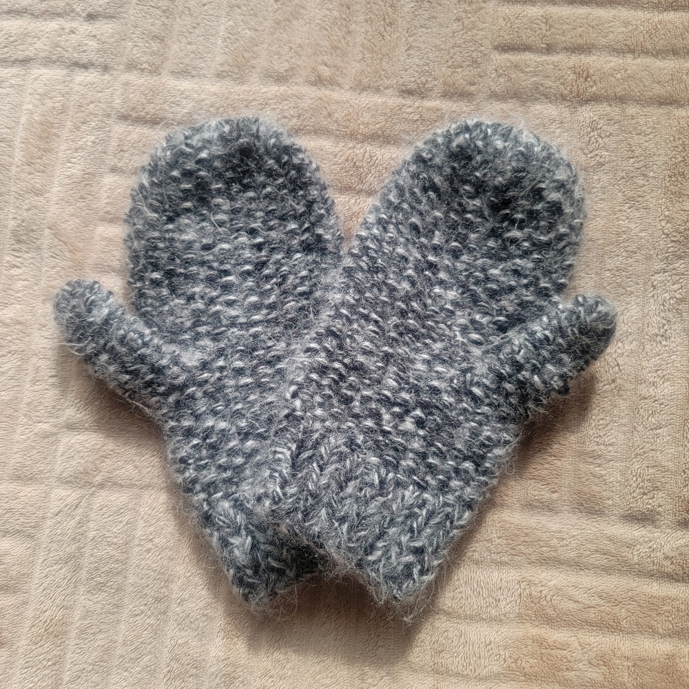 Gray Knit Mittens